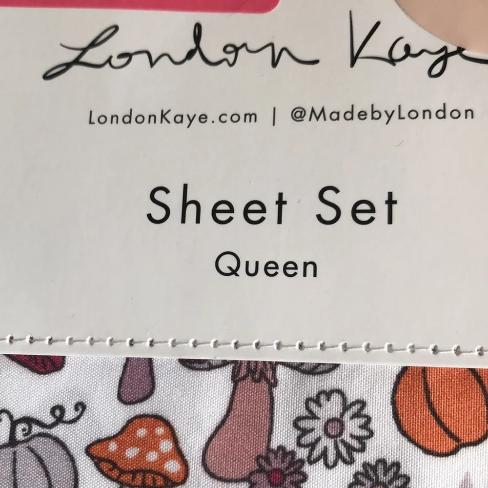 London Kaye MUSHROOMS & Pumpkins Print Sheet Set - QUEEN